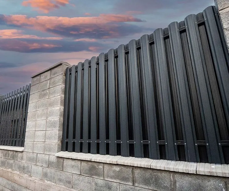 Штакетник трапециевидный