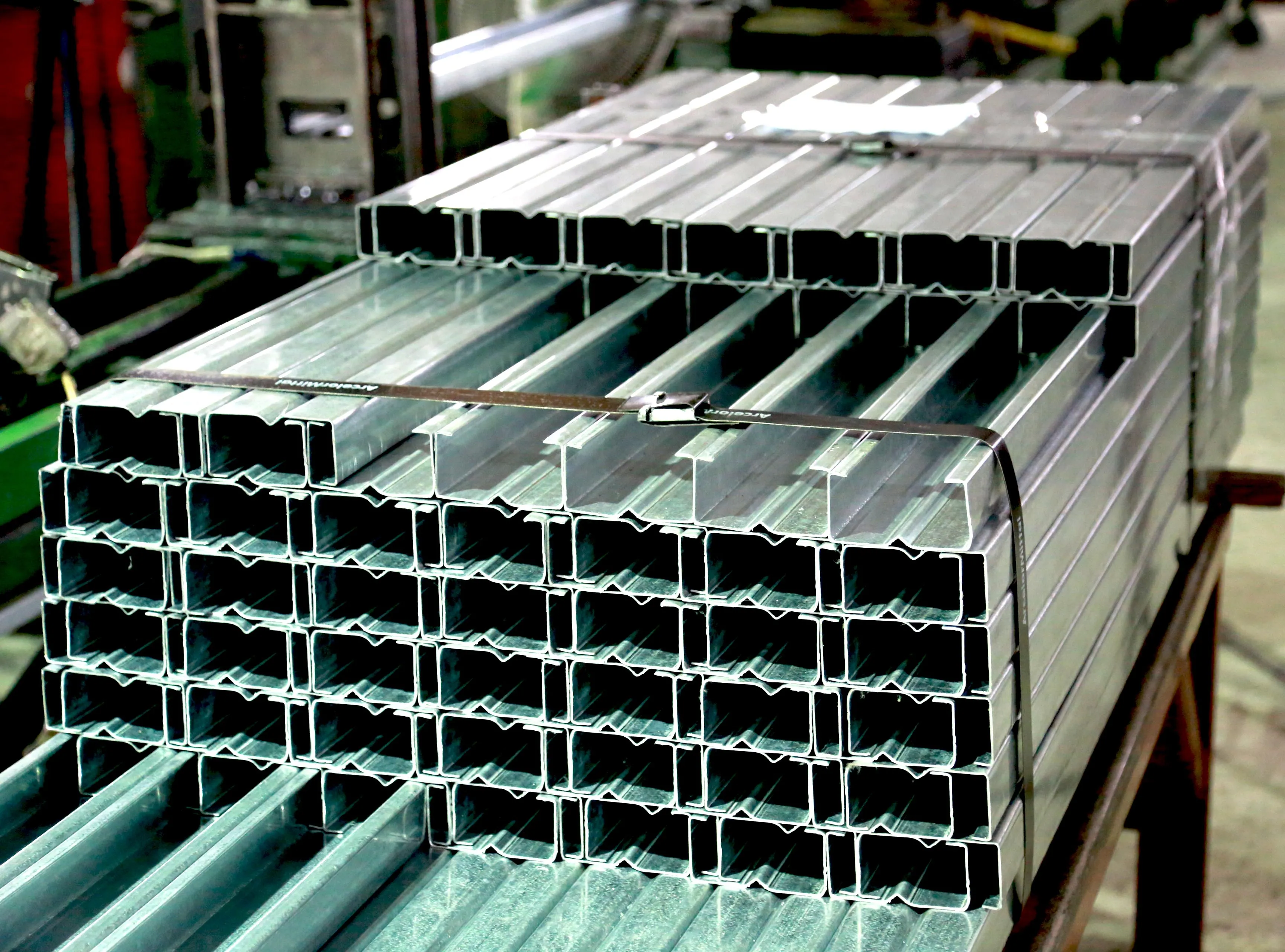 Профиль строительный