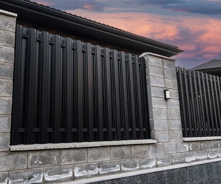 Штакетник трапециевидный