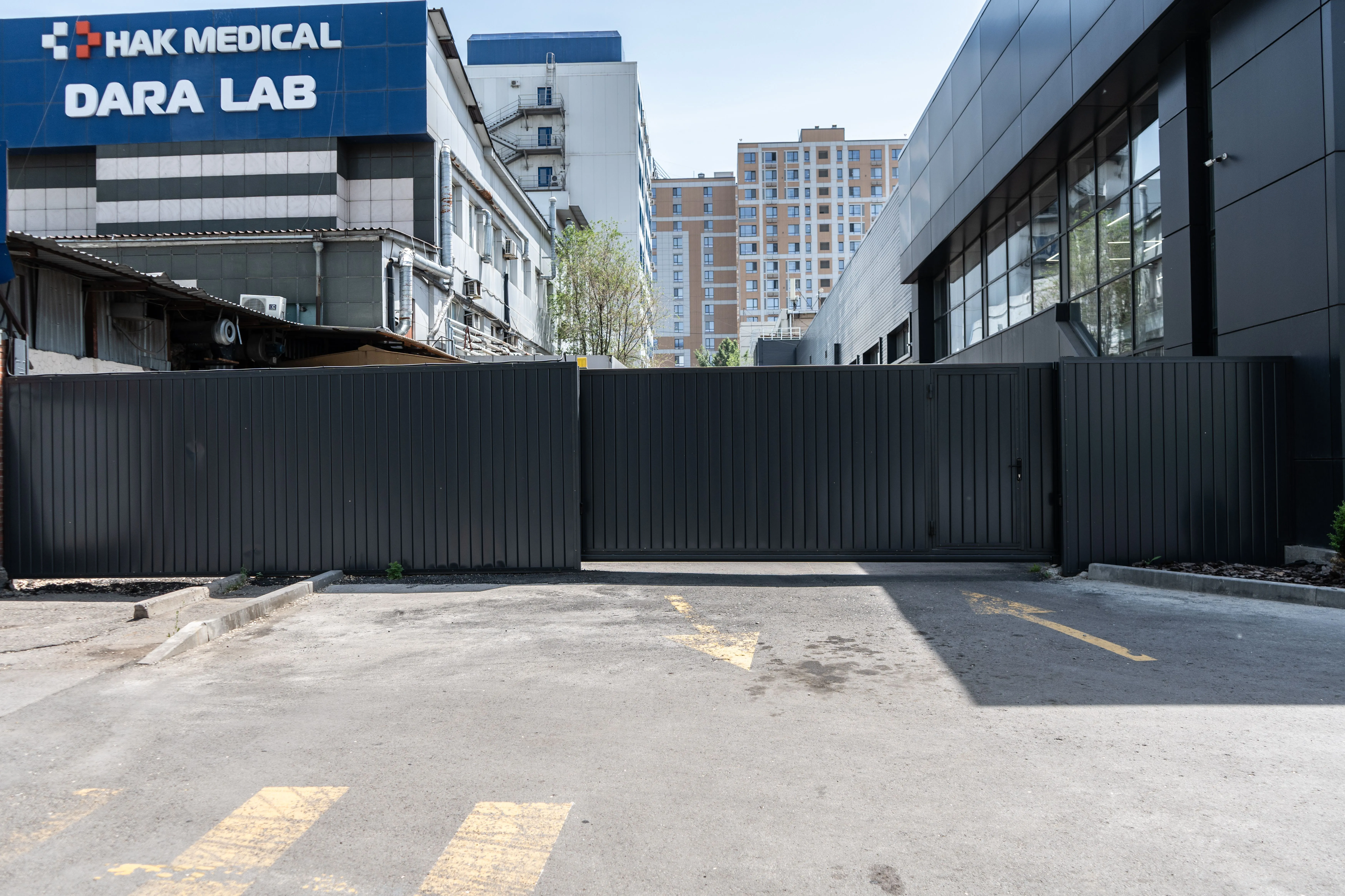 Забор из металлосайдинга 