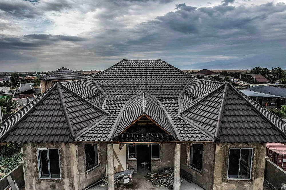 Из чего состоит крыша дома: конструкция и виды кровли