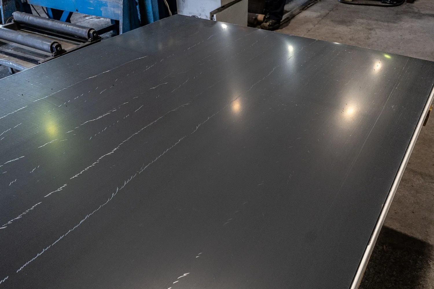 Плоский стальной лист для кровли