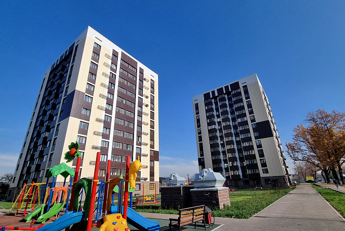 Линеарные панели APROFIL в облицовке домов ЖК «Гуль-Ана» в Алматы