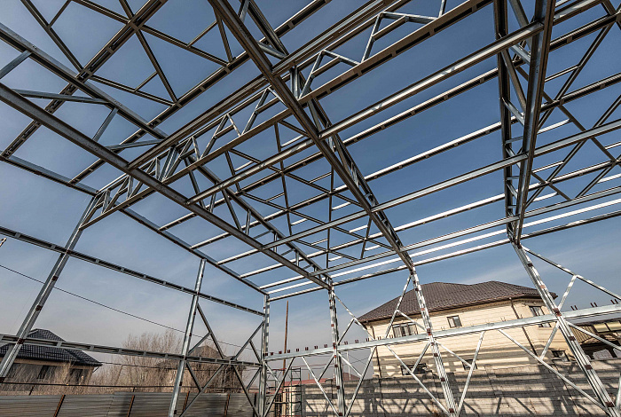 Каркас складского здания с административным этажом из ЛМК APROFIL в Турксибском районе Алматы