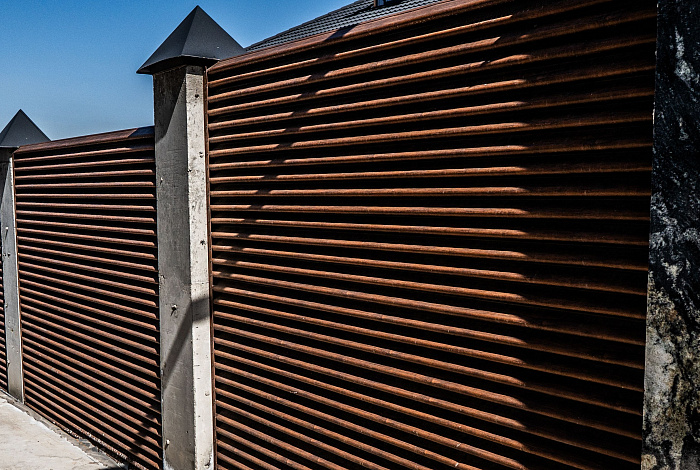 Забор-жалюзи СИММЕТРИКА APROFIL, частный дом, г. Алматы, 2025