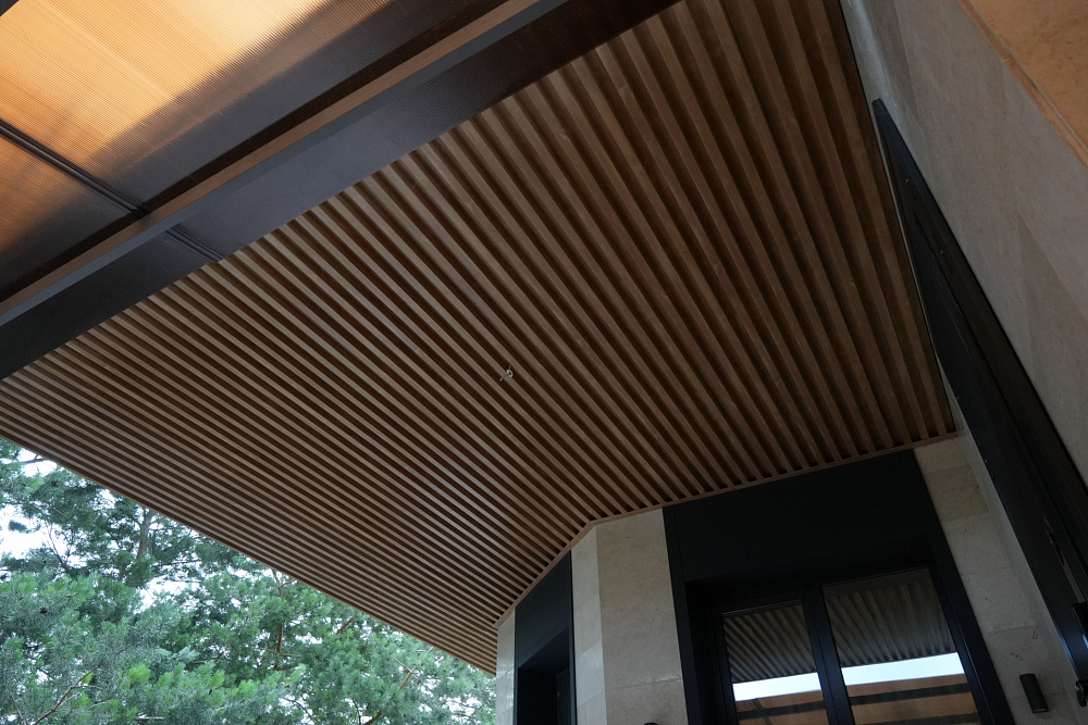 Дизайнерские панели CANYON APROFIL для кровли, частный дом, г. Алматы, 2025