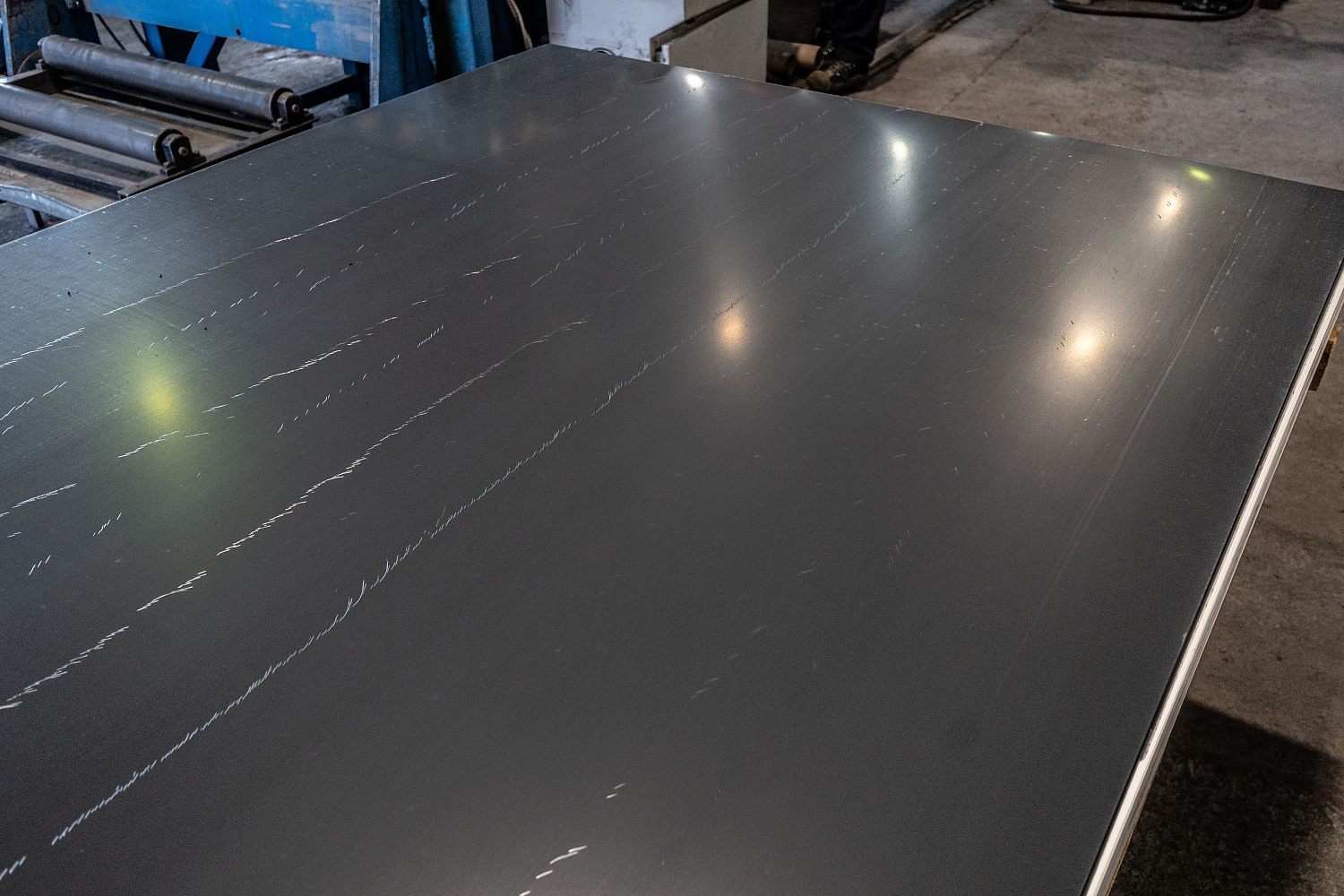 Плоский стальной лист для кровли