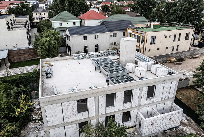 Каркас надстройки офисного здания из ЛСТК APROFIL в городе Алматы